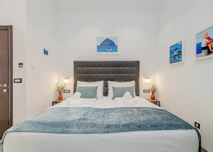 Tango Luxury Rooms
