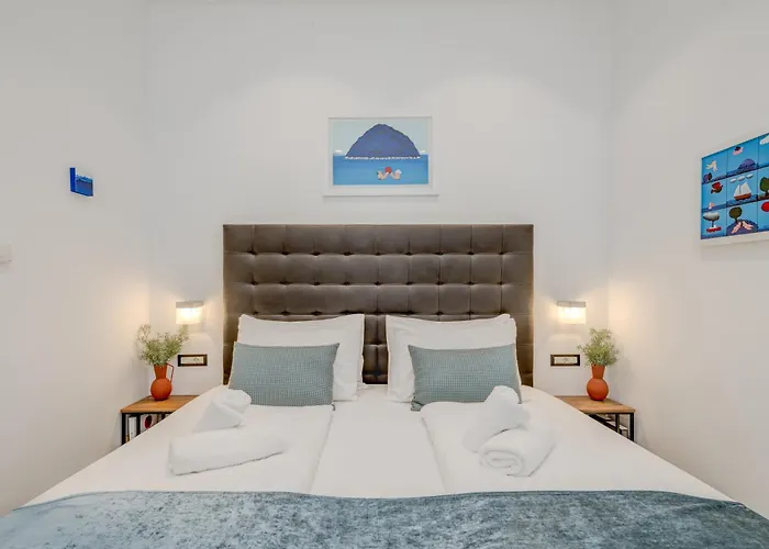 Tango Luxury Rooms